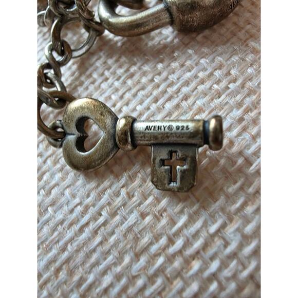 James Avery Vintage Sterling Silver charm Bracelet with Multiple Retired Charms - Picture 5 of 10